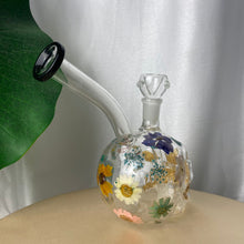 Load image into Gallery viewer, Multi II Flora Skull Bong
